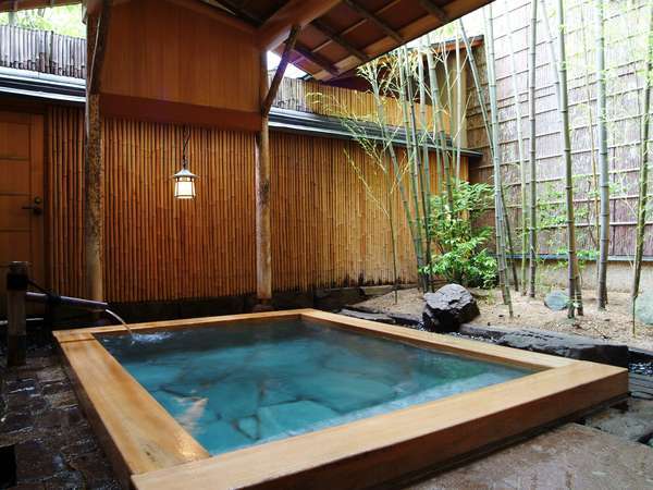 Open-air bath